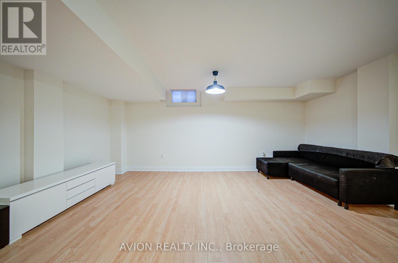 42 Causland Lane, Richmond Hill, ON - Indoor Photo Showing Other Room