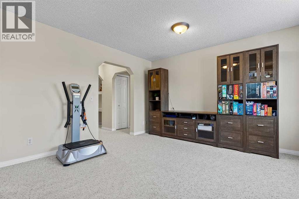 176 Cougar Ridge Circle Sw, Calgary, AB - Indoor
