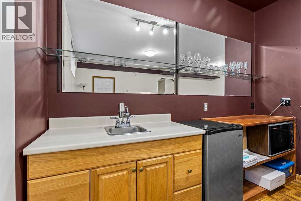 176 Cougar Ridge Circle Sw, Calgary, AB - Indoor