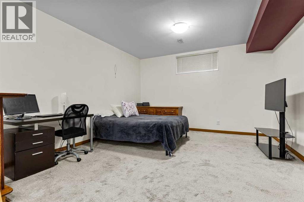 176 Cougar Ridge Circle Sw, Calgary, AB - Indoor