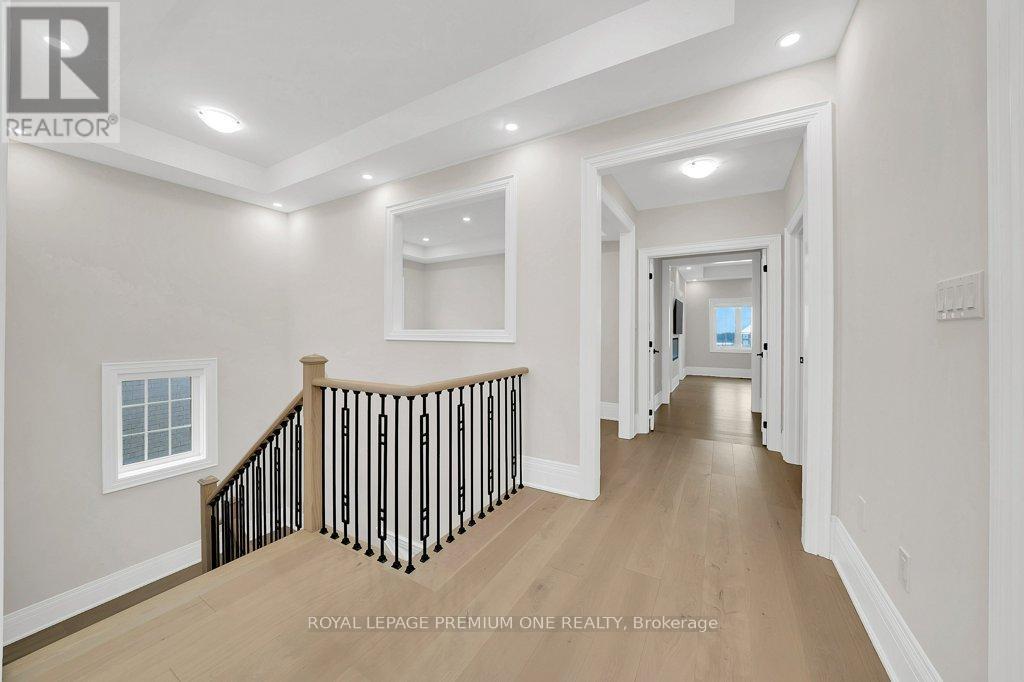 104 Greville Street, Vaughan, ON - Indoor Photo Showing Other Room