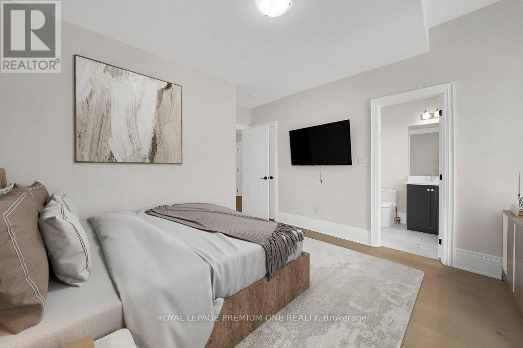104 Greville Street, Vaughan, ON - Indoor Photo Showing Bedroom