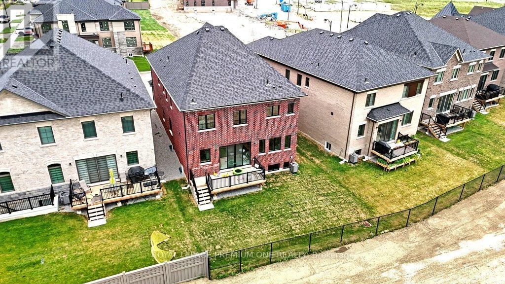 104 Greville Street, Vaughan, ON - Outdoor