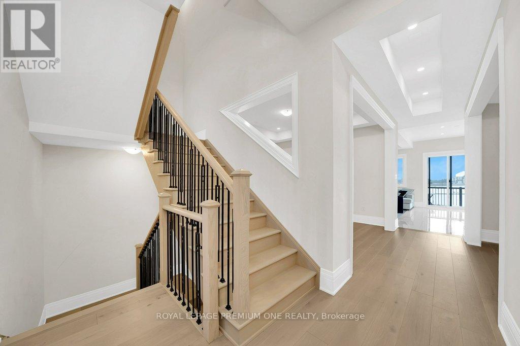 104 Greville Street, Vaughan, ON - Indoor Photo Showing Other Room