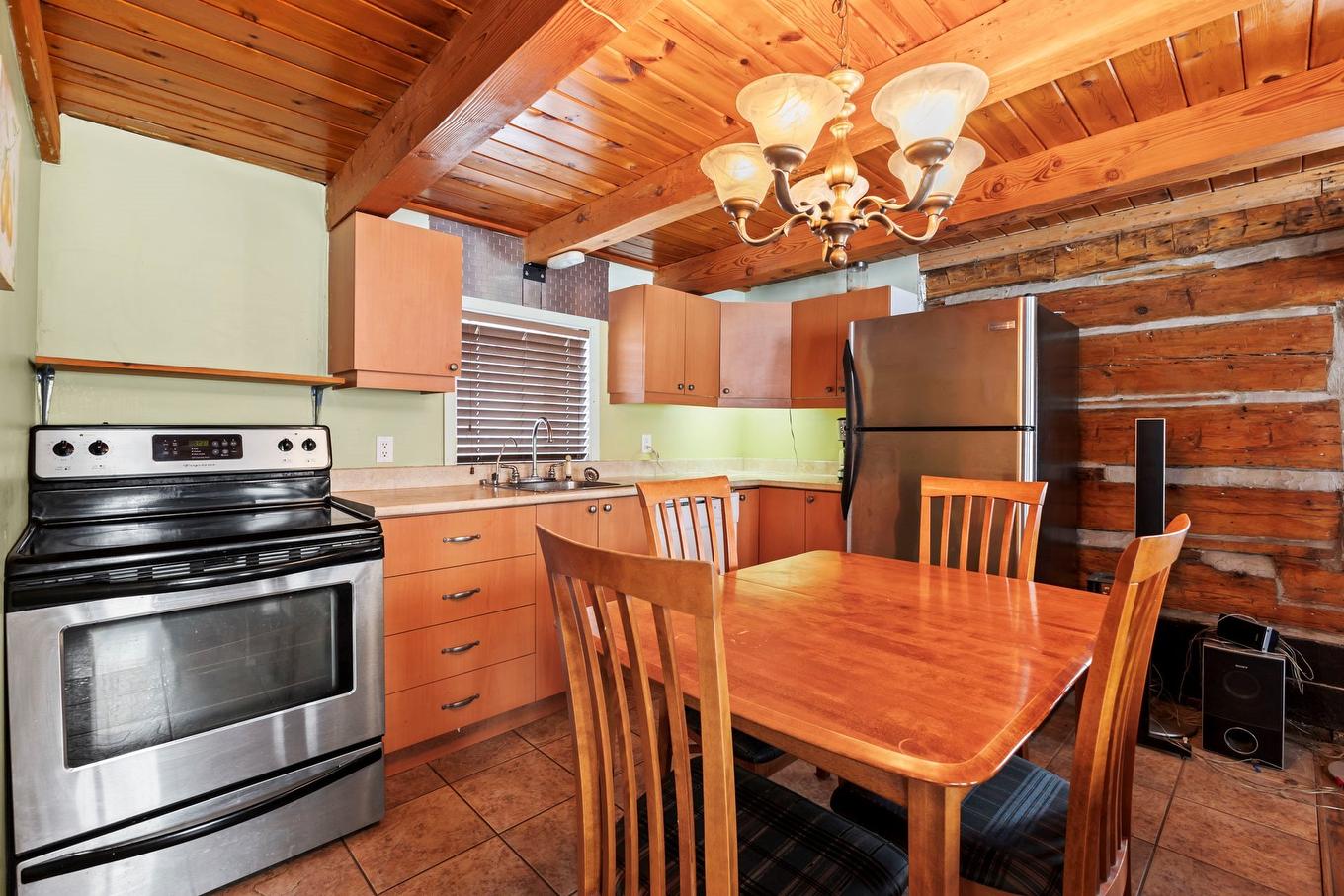 Dinette - 285 Route 201, Coteau-Du-Lac, QC - Indoor