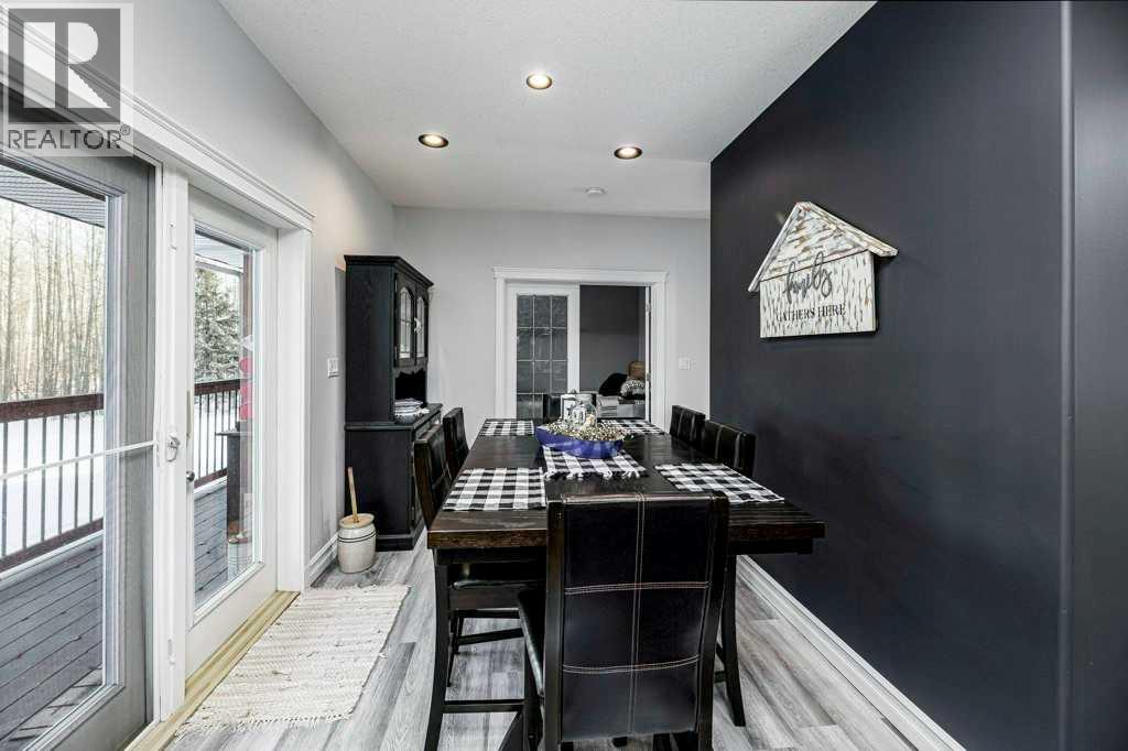 462054 11 Range Road Range, Westerose, AB - Indoor