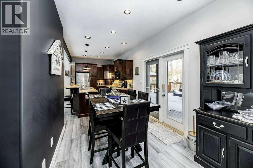 462054 11 Range Road Range, Westerose, AB - Indoor