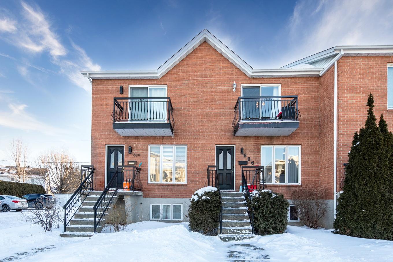 Frontage - 686 Rue Marie-Derome, Saint-Jean-Sur-Richelieu, QC - Outdoor