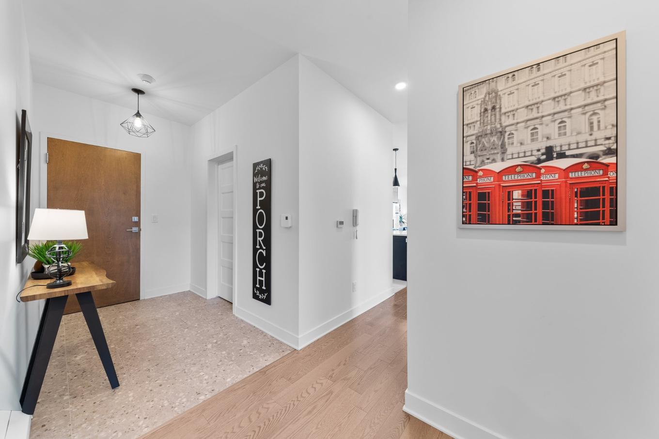 Hall d'entrée/Vestibule - 201-180 34E Rue O., Venise-En-Québec, QC - Indoor Photo Showing Other Room