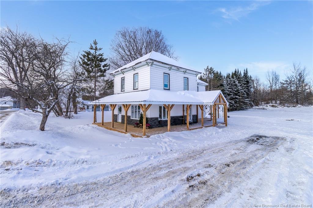 810 Central St, Centreville, NB