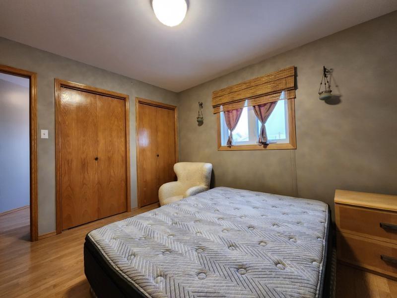 735 Porcupine Boulevard, Thunder Bay, ON - Indoor Photo Showing Bedroom