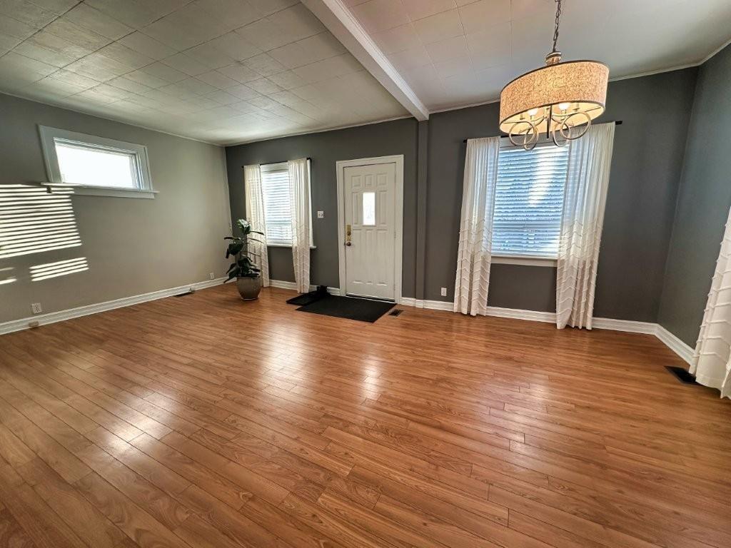 130 Pine Street, Thunder Bay, ON - Indoor Photo Showing Other Room