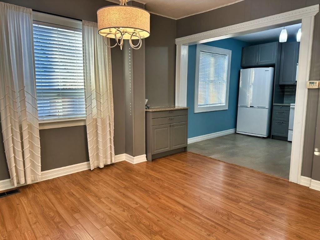 130 Pine Street, Thunder Bay, ON - Indoor