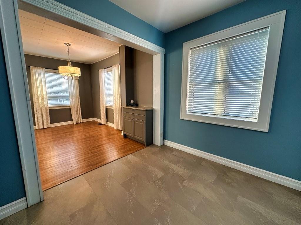 130 Pine Street, Thunder Bay, ON - Indoor Photo Showing Other Room