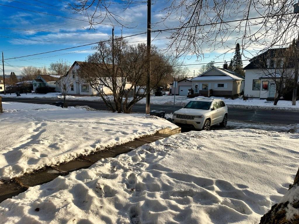 130 Pine Street, Thunder Bay, ON - Outdoor