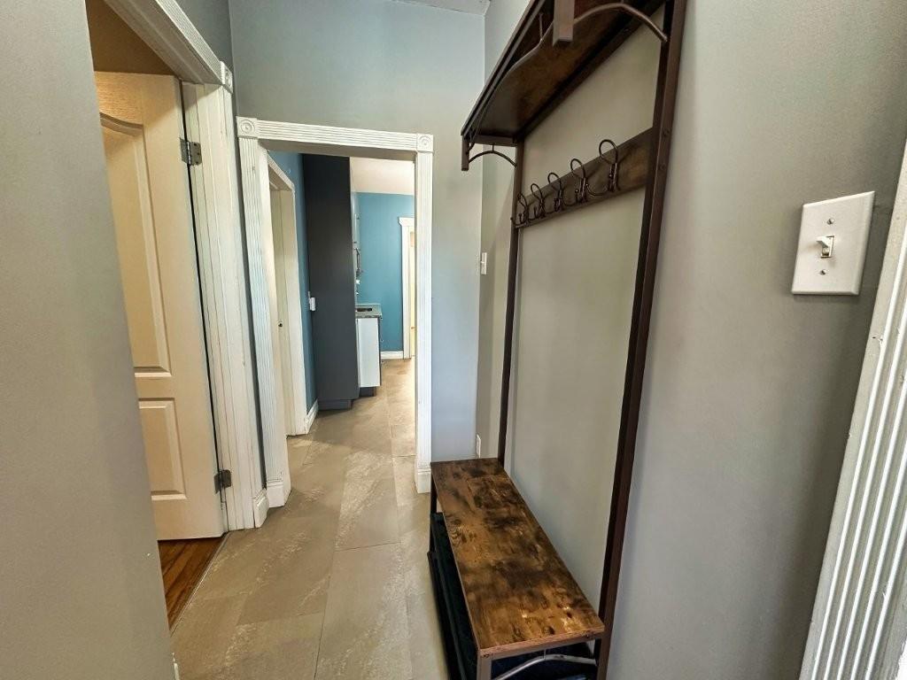 130 Pine Street, Thunder Bay, ON - Indoor Photo Showing Other Room