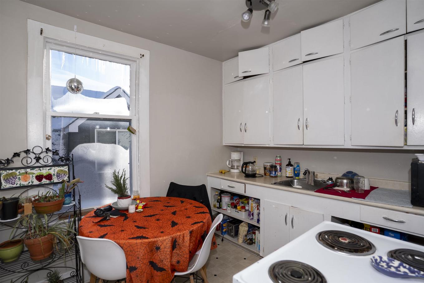 507 Van Norman Street, Thunder Bay, ON - Indoor Photo Showing Kitchen