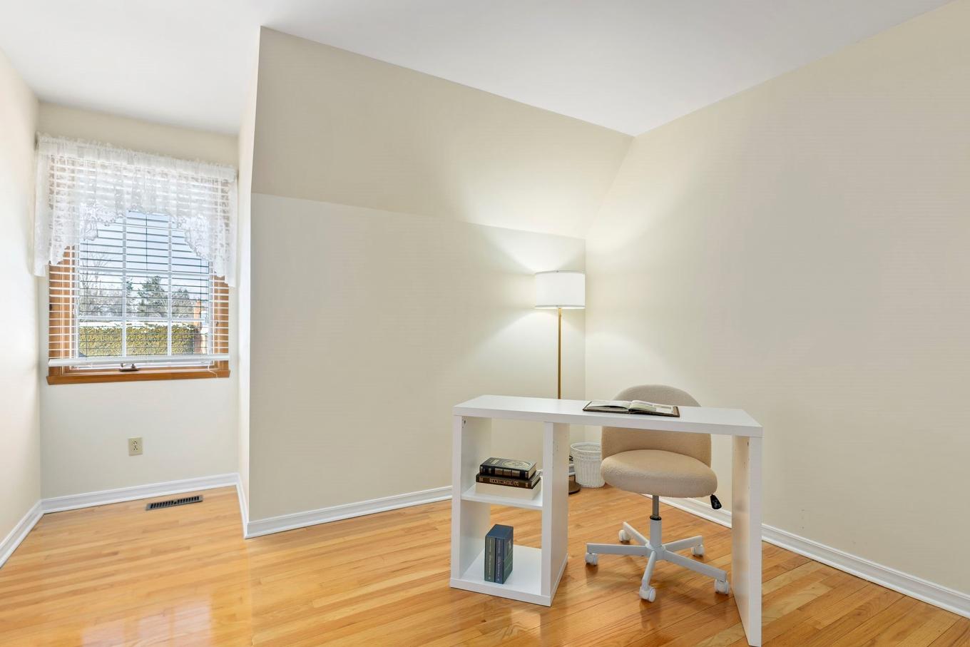 Chambre à coucher - 315 Rue Boivin, Montréal (L'Île-Bizard/Sainte-Geneviève), QC - Indoor Photo Showing Other Room