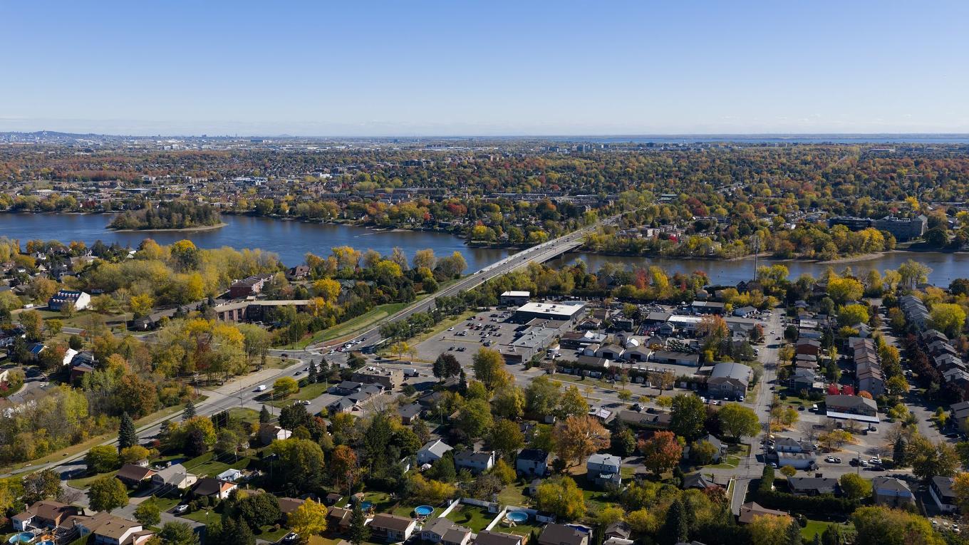 Photo aérienne - 315 Rue Boivin, Montréal (L'Île-Bizard/Sainte-Geneviève), QC - Outdoor With Body Of Water With View