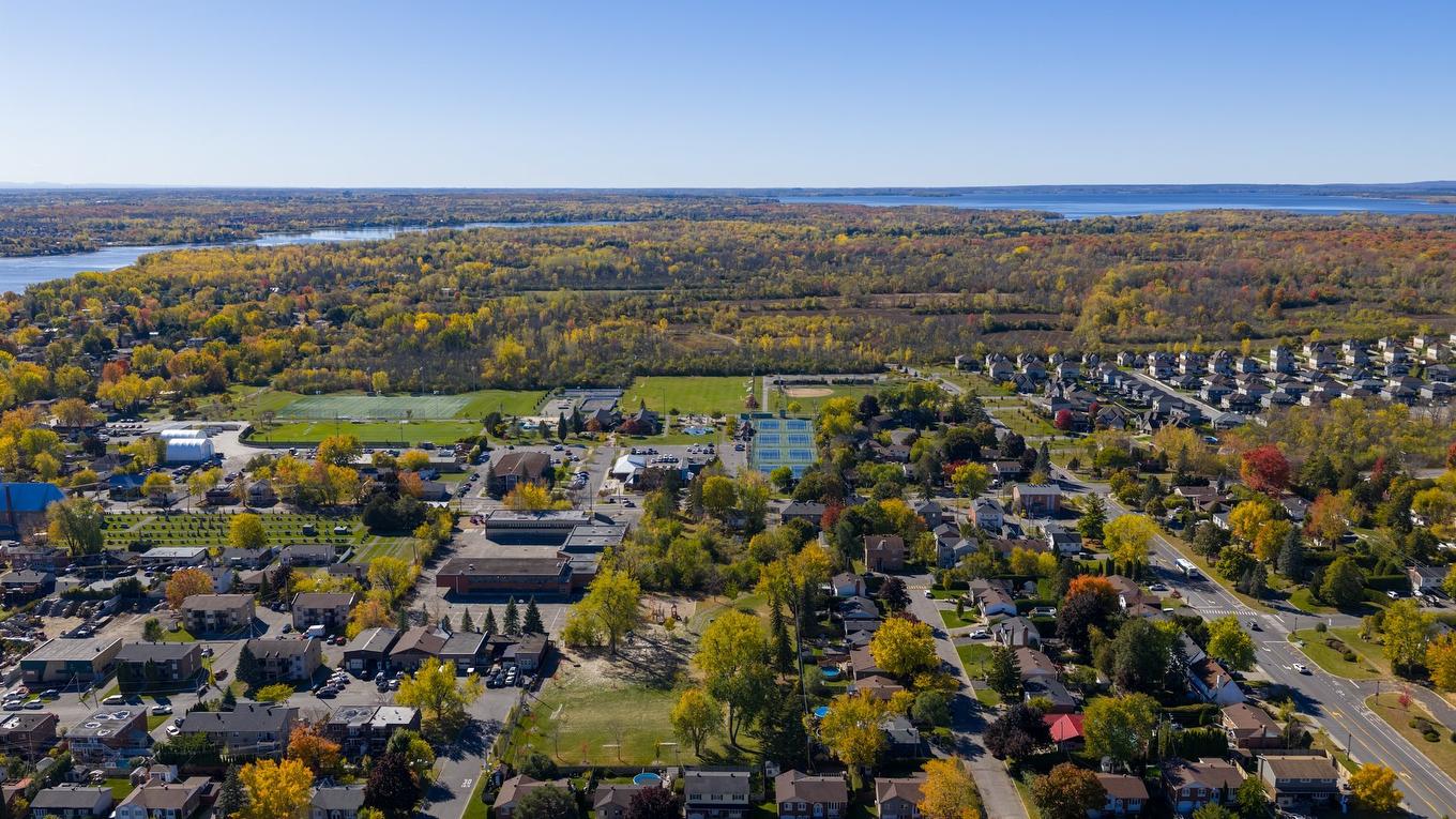 Photo aérienne - 315 Rue Boivin, Montréal (L'Île-Bizard/Sainte-Geneviève), QC - Outdoor With View