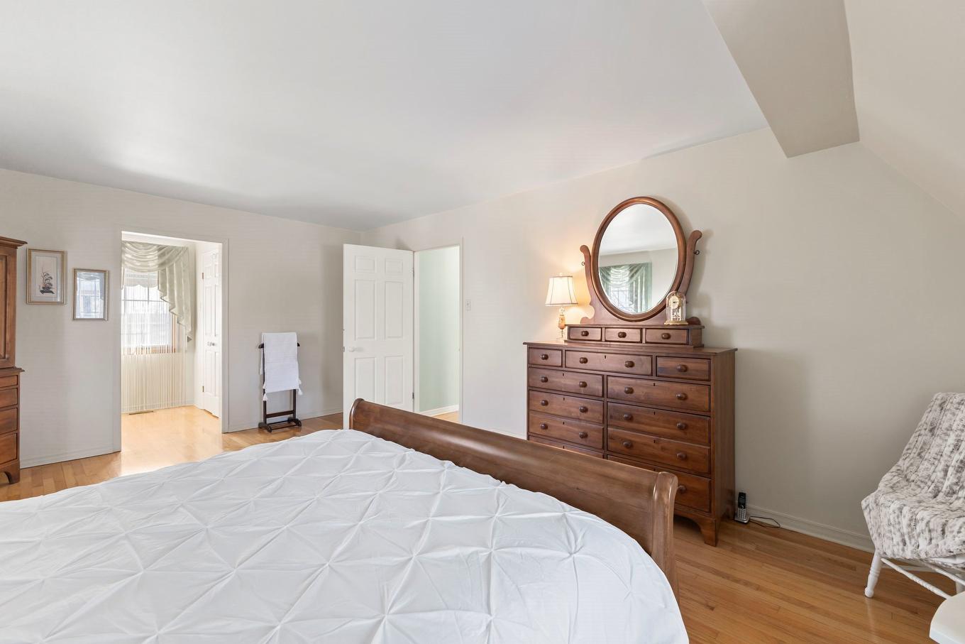 Chambre à coucher principale - 315 Rue Boivin, Montréal (L'Île-Bizard/Sainte-Geneviève), QC - Indoor Photo Showing Bedroom