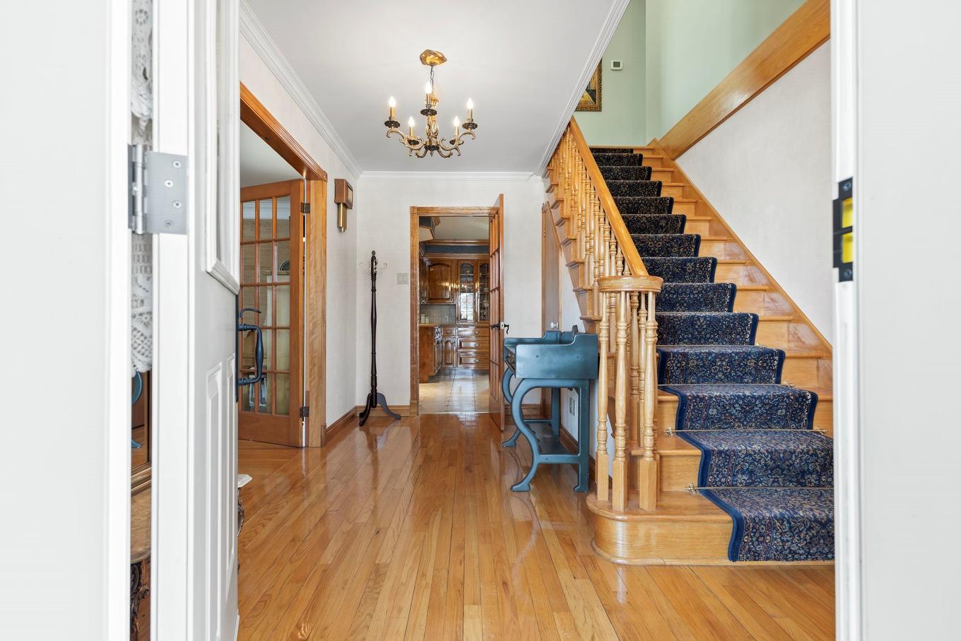 Escalier - 315 Rue Boivin, Montréal (L'Île-Bizard/Sainte-Geneviève), QC - Indoor Photo Showing Other Room