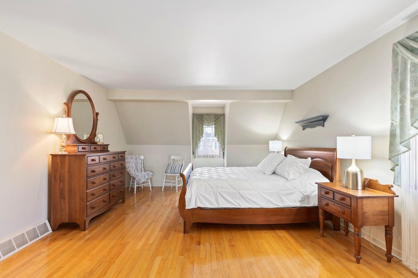 Chambre à coucher principale - 315 Rue Boivin, Montréal (L'Île-Bizard/Sainte-Geneviève), QC - Indoor Photo Showing Bedroom