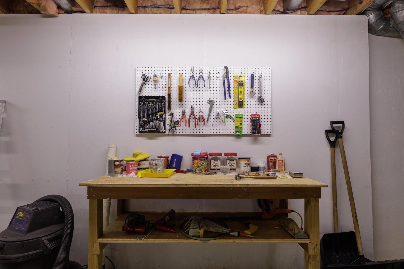 Atelier - 315 Rue Boivin, Montréal (L'Île-Bizard/Sainte-Geneviève), QC - Indoor