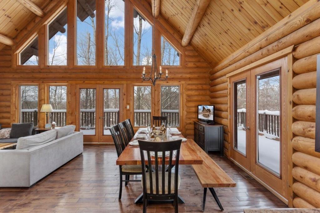 Dining room - 1193 Ch. Des Pionniers, Labelle, QC - Indoor