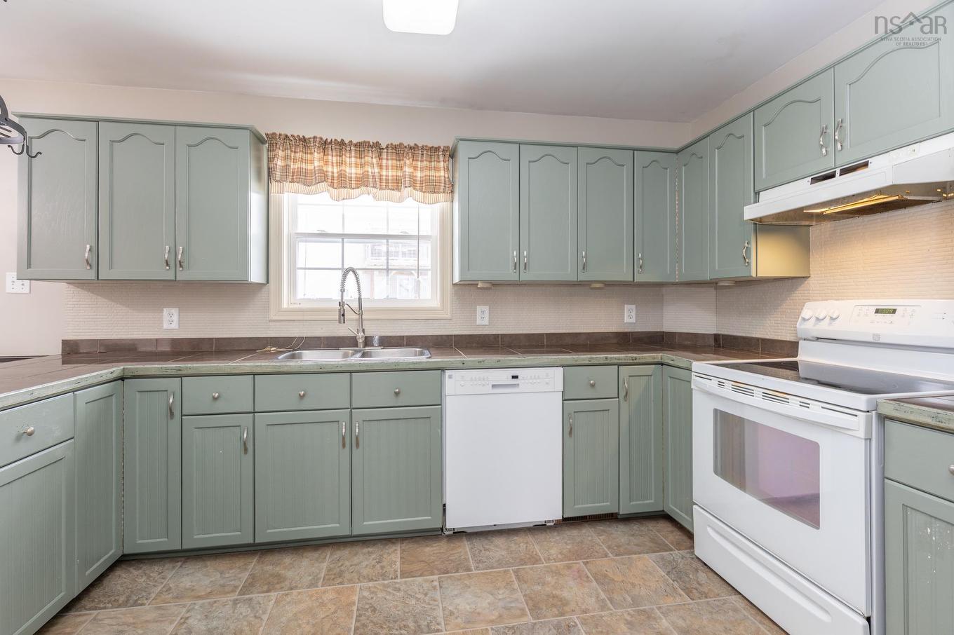 6 Placid Court, Yarmouth, NS