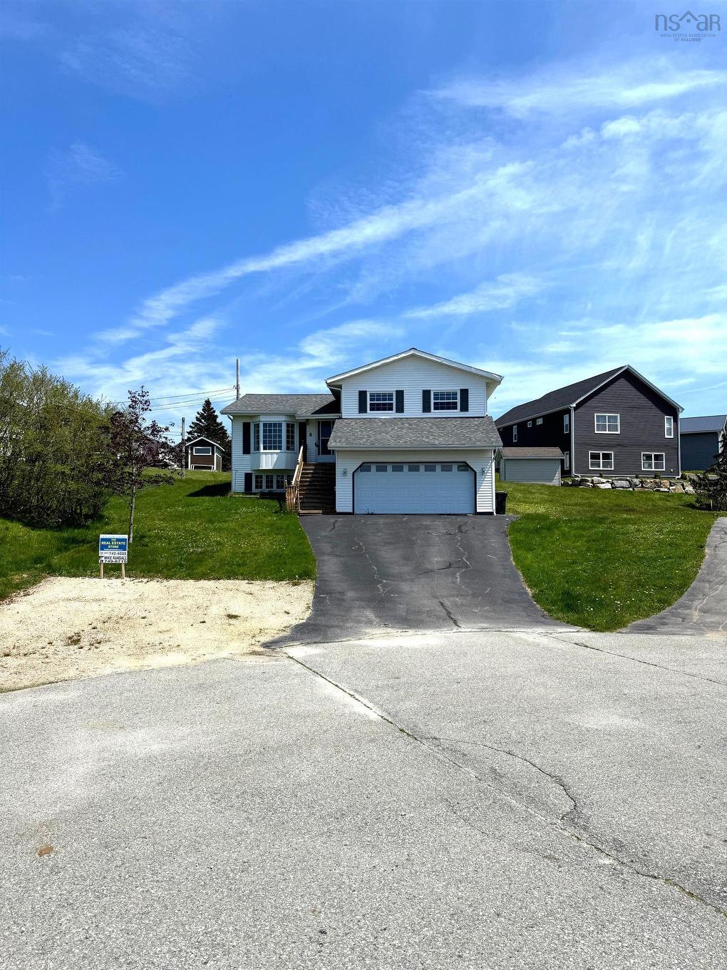 6 Placid Court, Yarmouth, NS