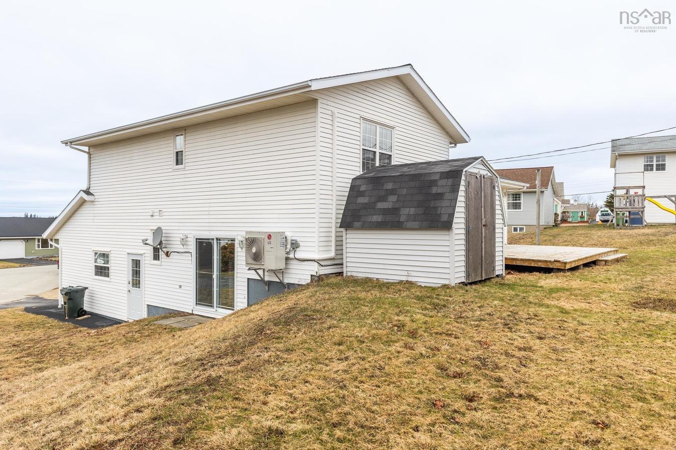 6 Placid Court, Yarmouth, NS