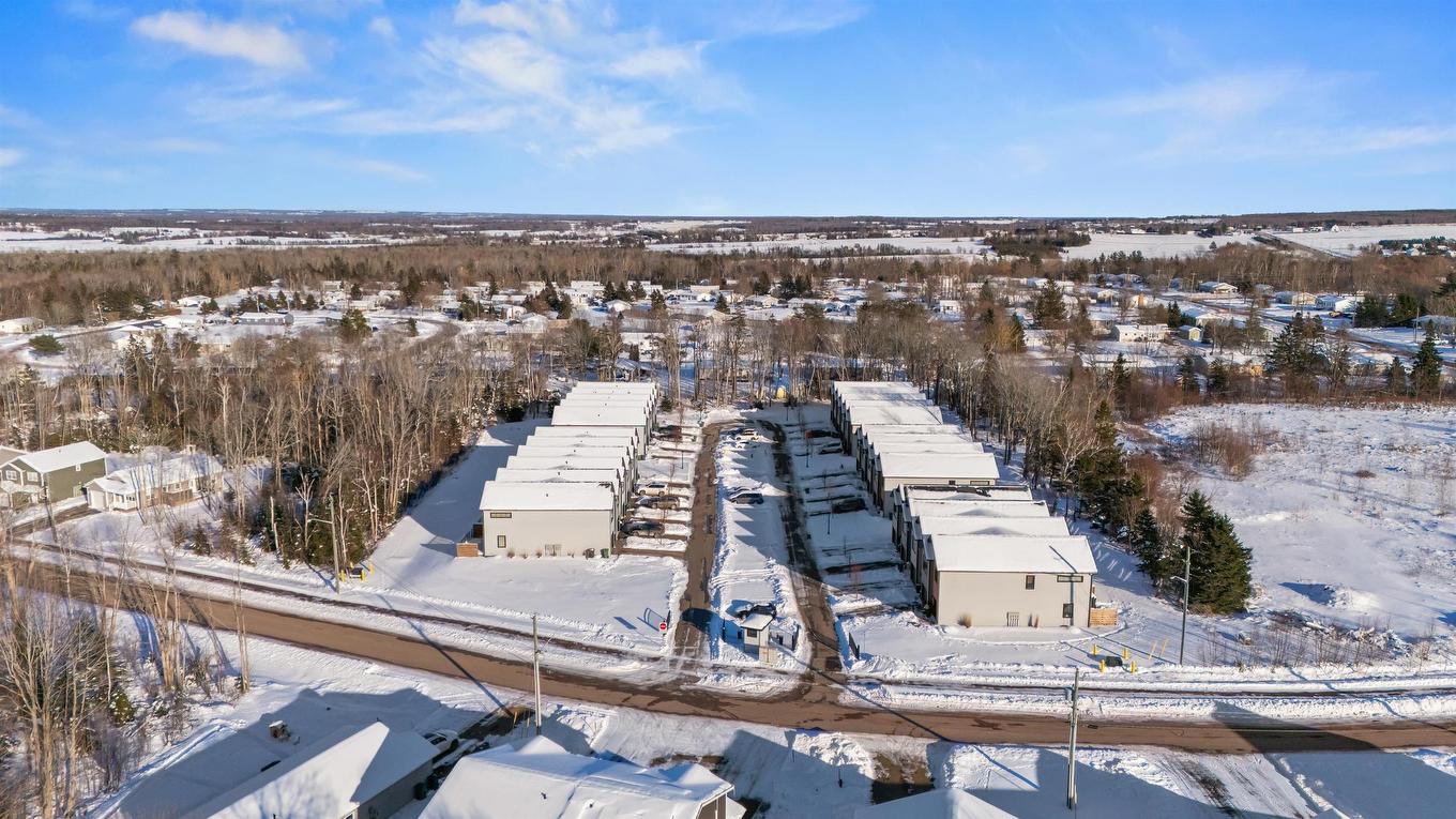 40 Dr. John Knox Way, Stratford, PE