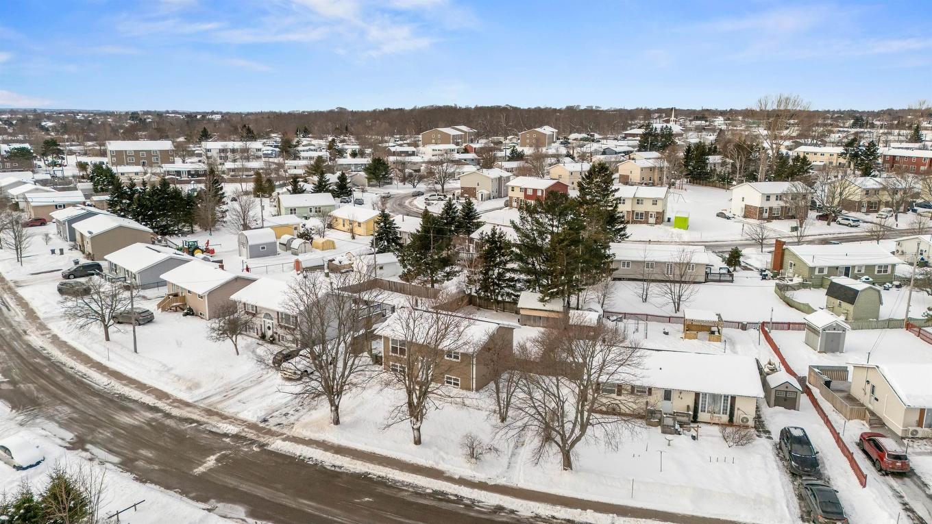 58 Westcomb Crescent, Hillsboro, PE