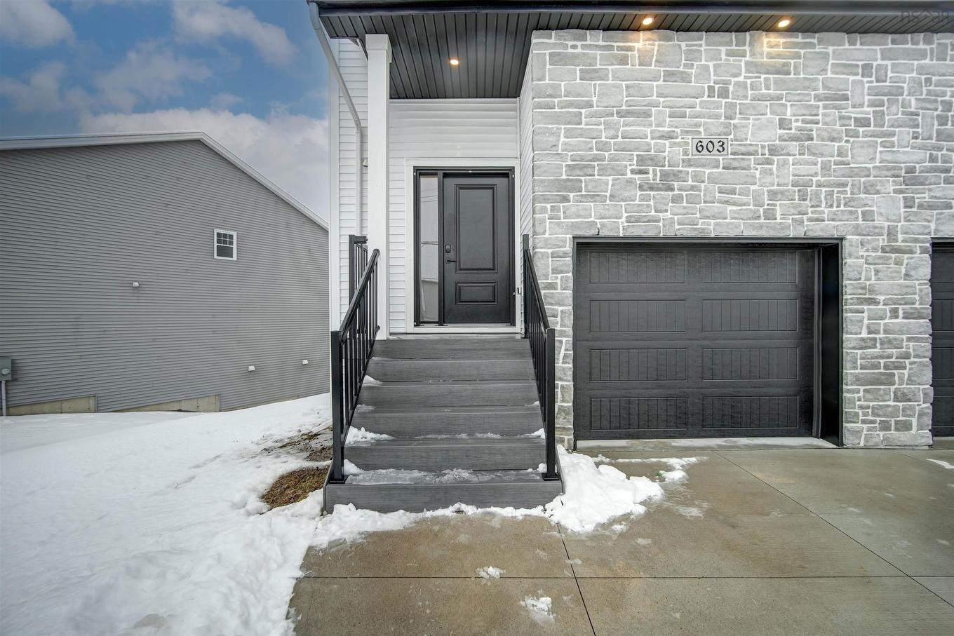 603 Cowie Hill Road, Halifax, NS