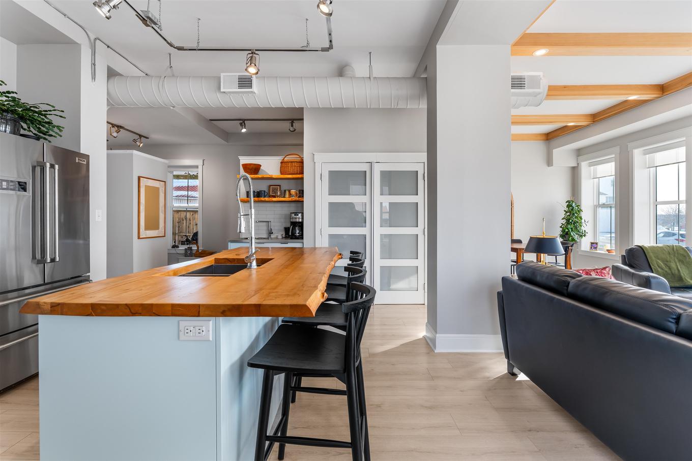 2 359 Water Street, Summerside, PE