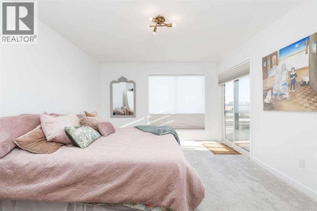 308 Grassland Boulevard W, Lethbridge, AB - Indoor Photo Showing Bedroom