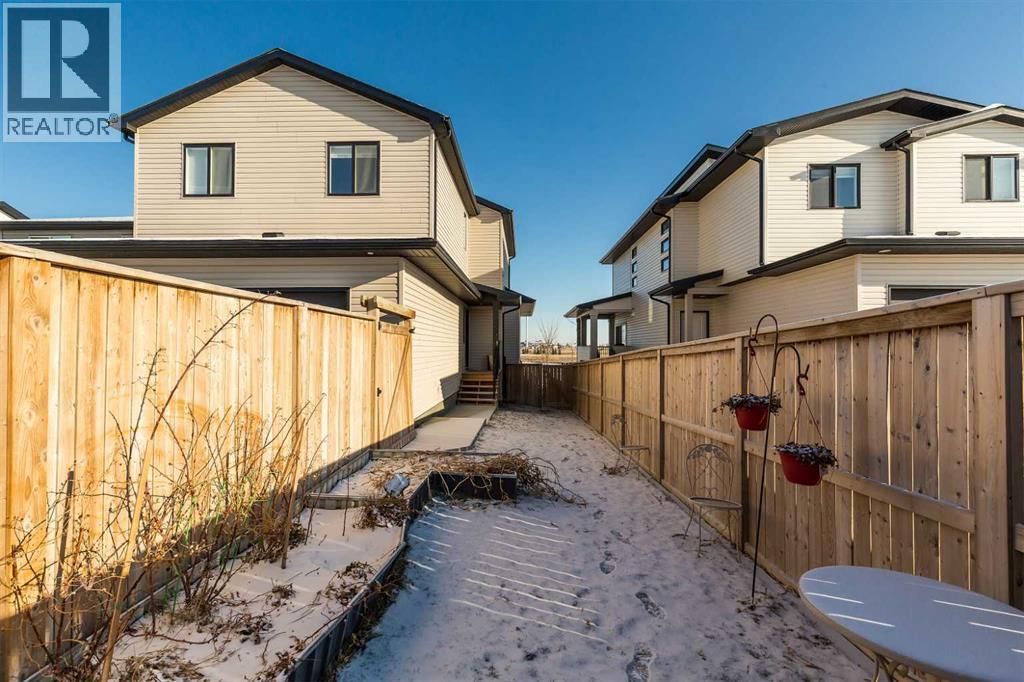 308 Grassland Boulevard W, Lethbridge, AB - Outdoor With Exterior