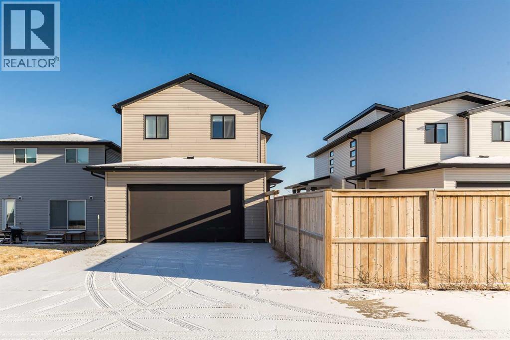 308 Grassland Boulevard W, Lethbridge, AB - Outdoor
