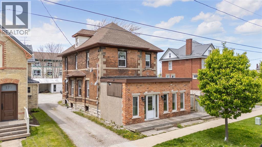 169 Christina Street South, Sarnia, ON