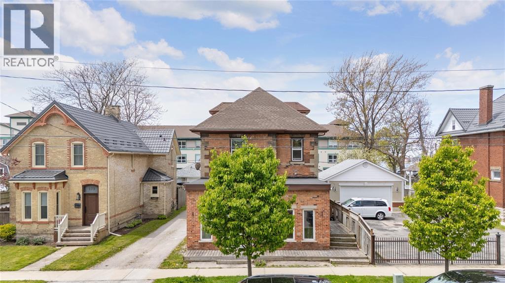 169 Christina Street South, Sarnia, ON