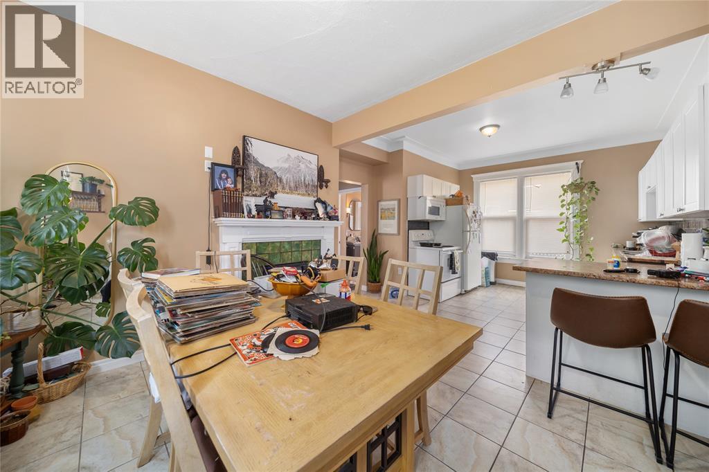 169 Christina Street South, Sarnia, ON