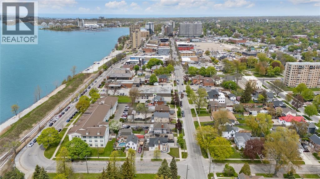 169 Christina Street South, Sarnia, ON