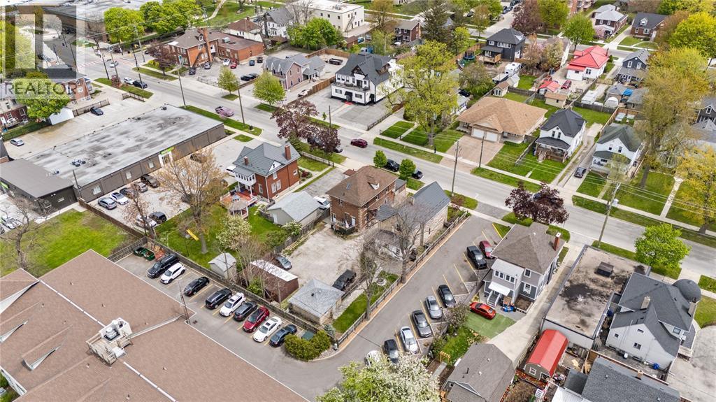 169 Christina Street South, Sarnia, ON