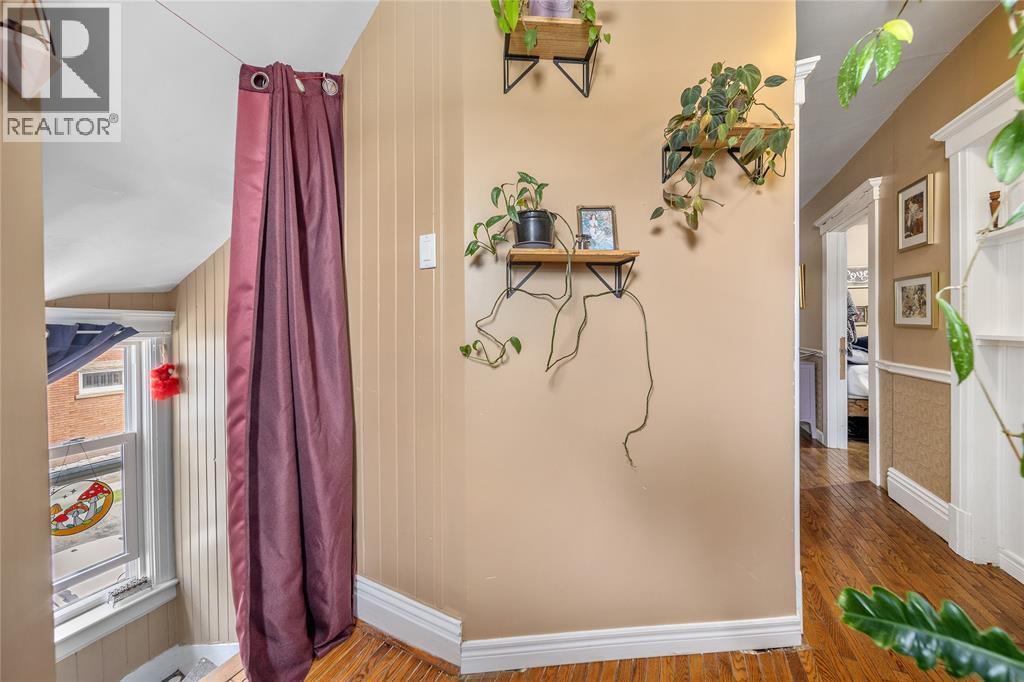 169 Christina Street South, Sarnia, ON