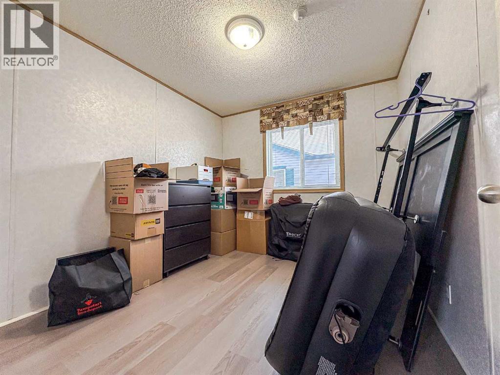 9009 90 Avenue, Grande Prairie, AB - Indoor