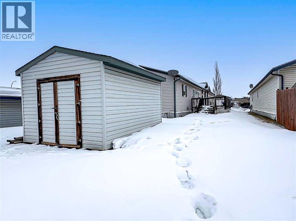 9009 90 Avenue, Grande Prairie, AB - Outdoor With Exterior