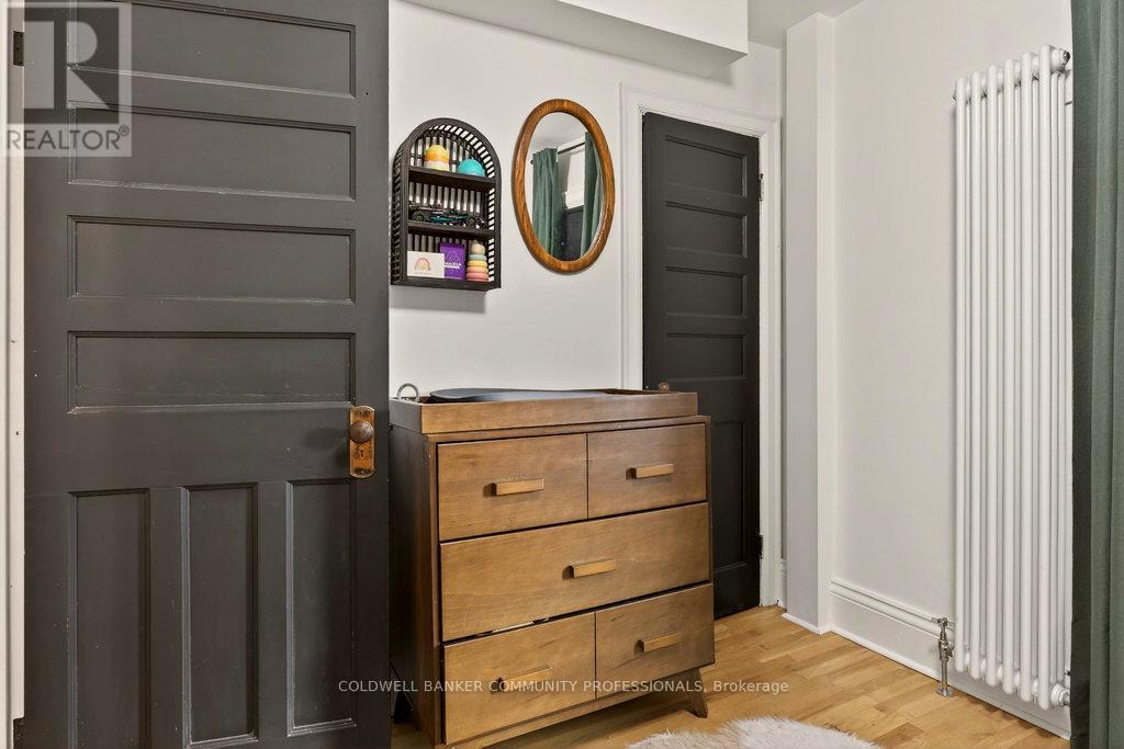 104 Garfield Avenue S, Hamilton, ON - Indoor Photo Showing Other Room