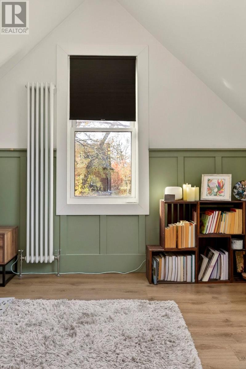 104 Garfield Avenue S, Hamilton, ON - Indoor