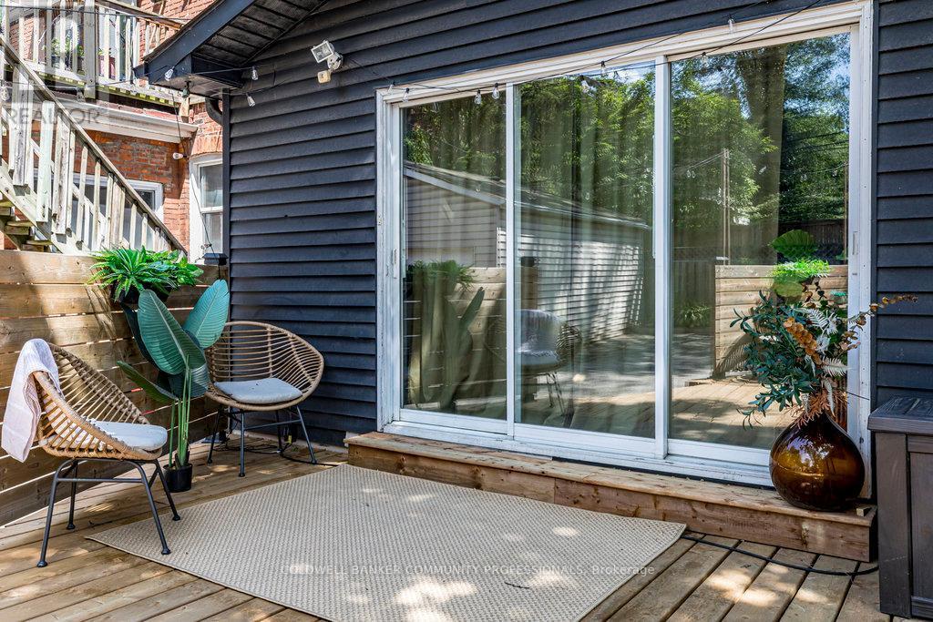 104 Garfield Avenue S, Hamilton, ON - Outdoor With Deck Patio Veranda With Exterior